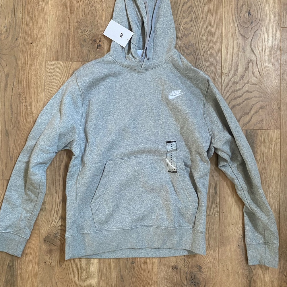 Nike Men’s Sweatshirt in Grey